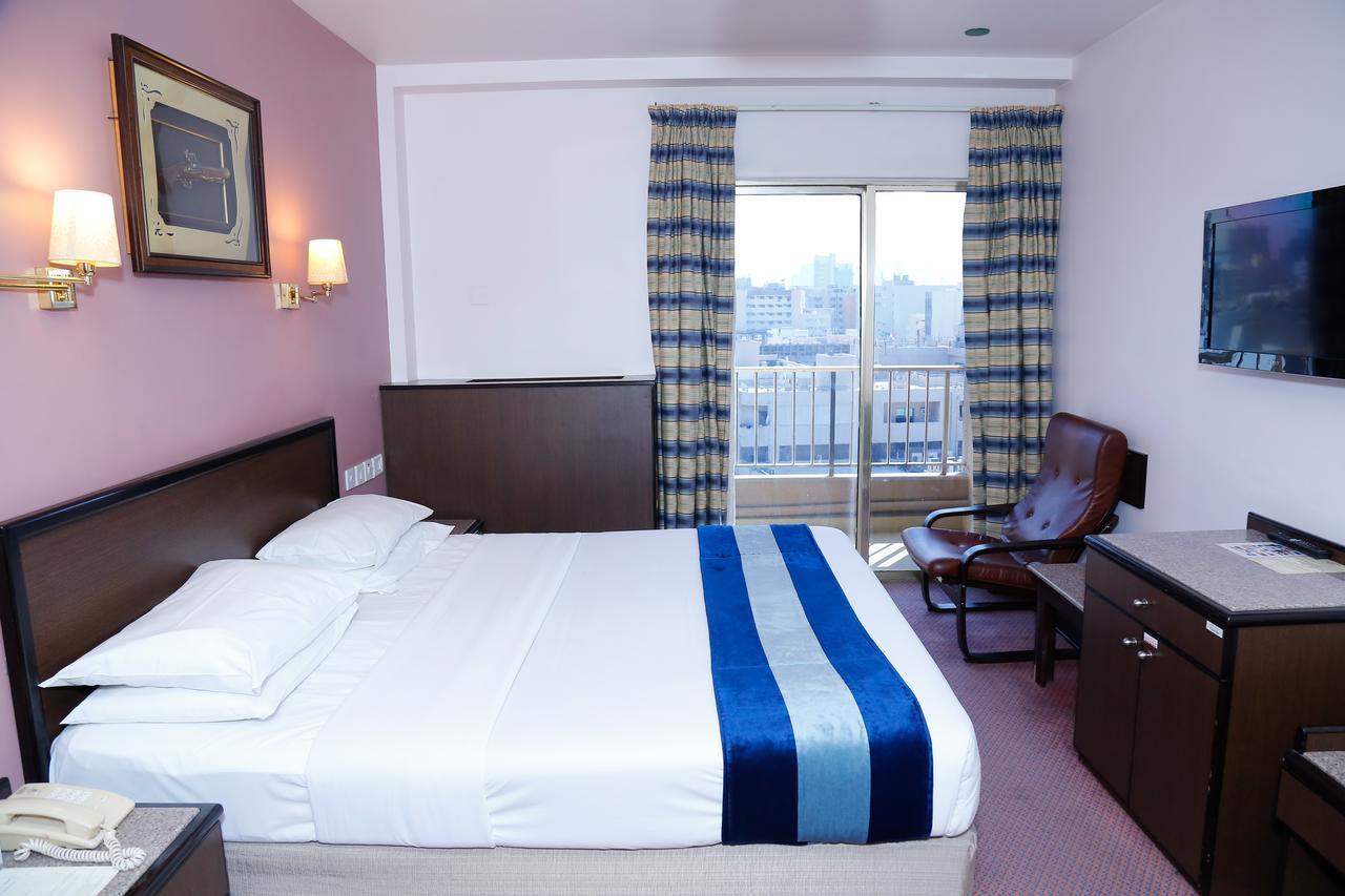 Ambassador Hotel Dubai Exterior photo